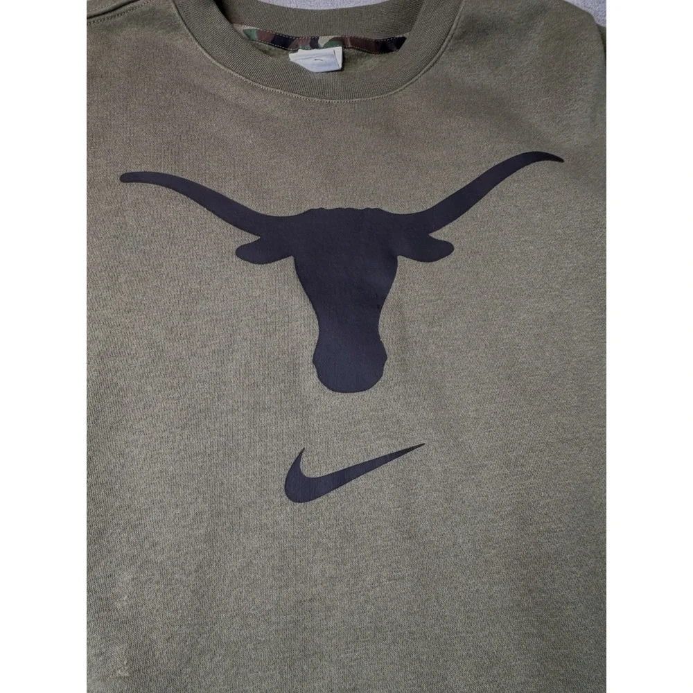 Nike camo green
